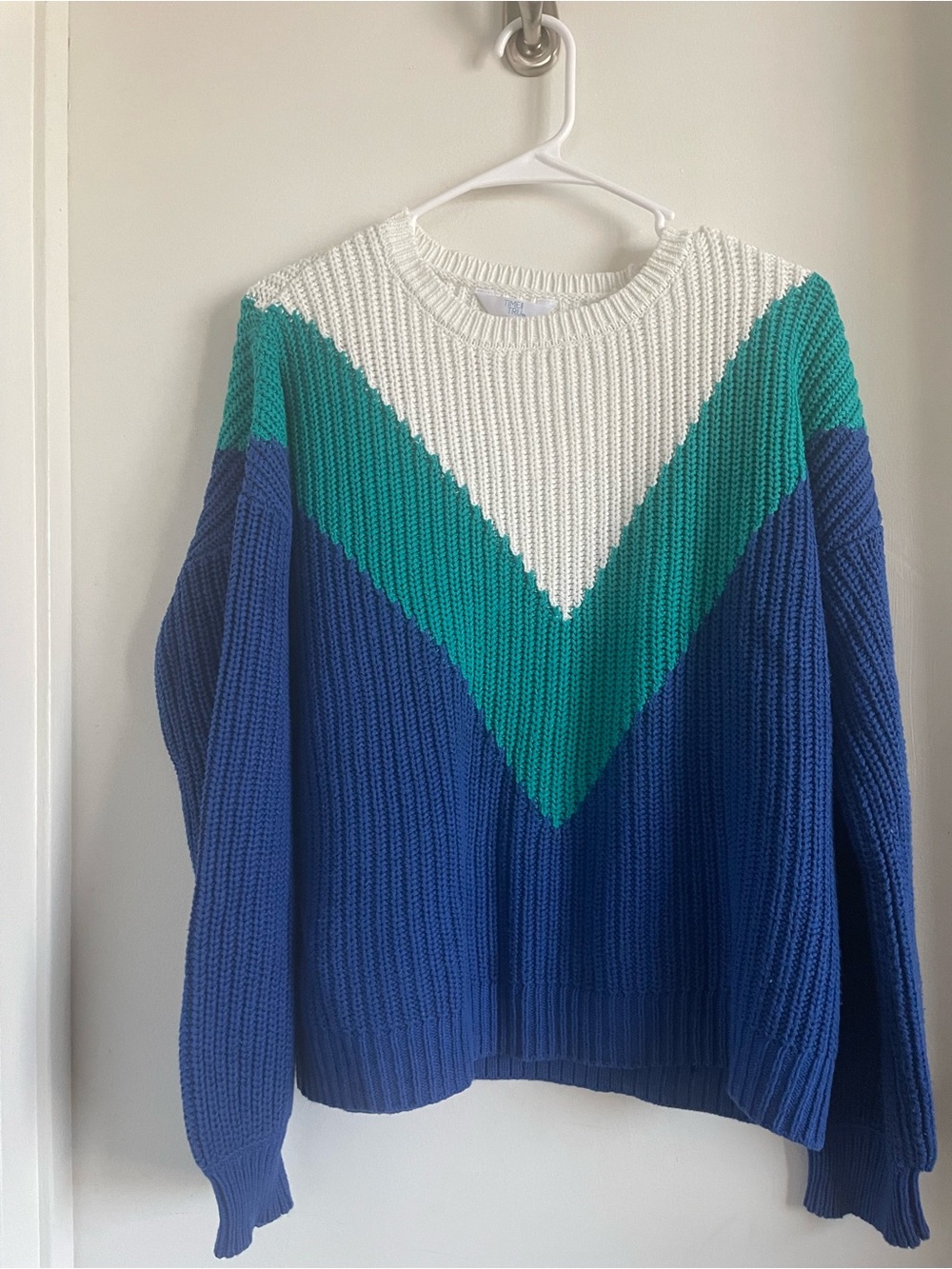 Time and Tru Colorblock Chevron Crewneck Sweater - Blue, Teal & White